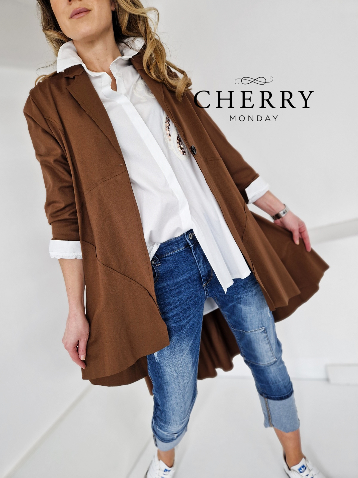 Asimetričen prehodni plašč