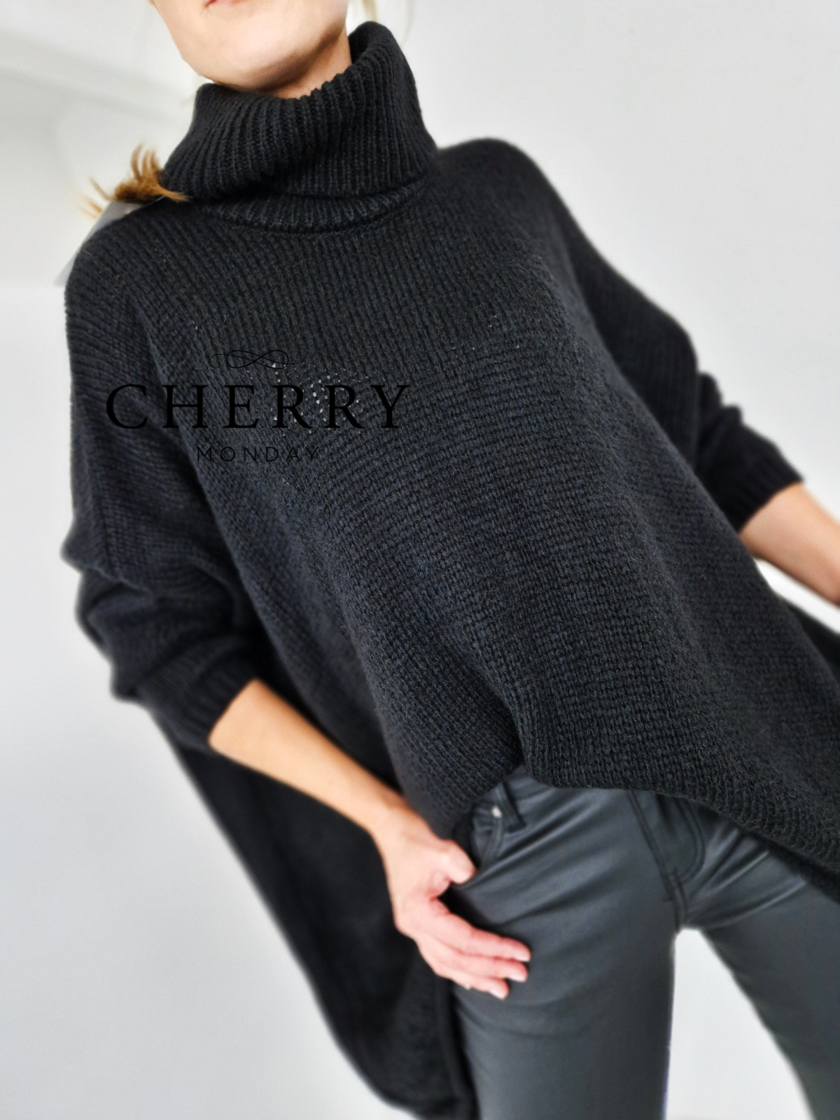 Asimetricen pulover sirokega kroja 3