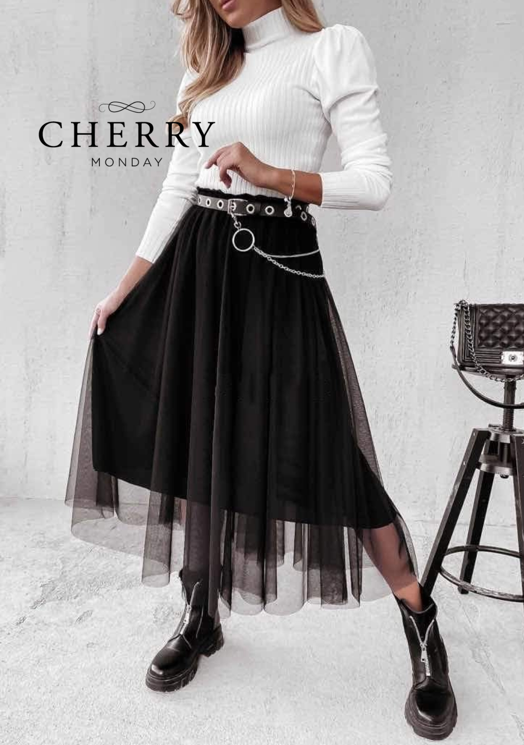 Daljše krilo iz tila