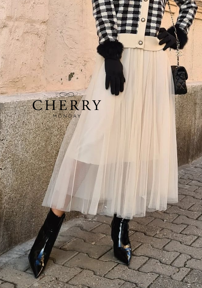 Daljše krilo iz tila