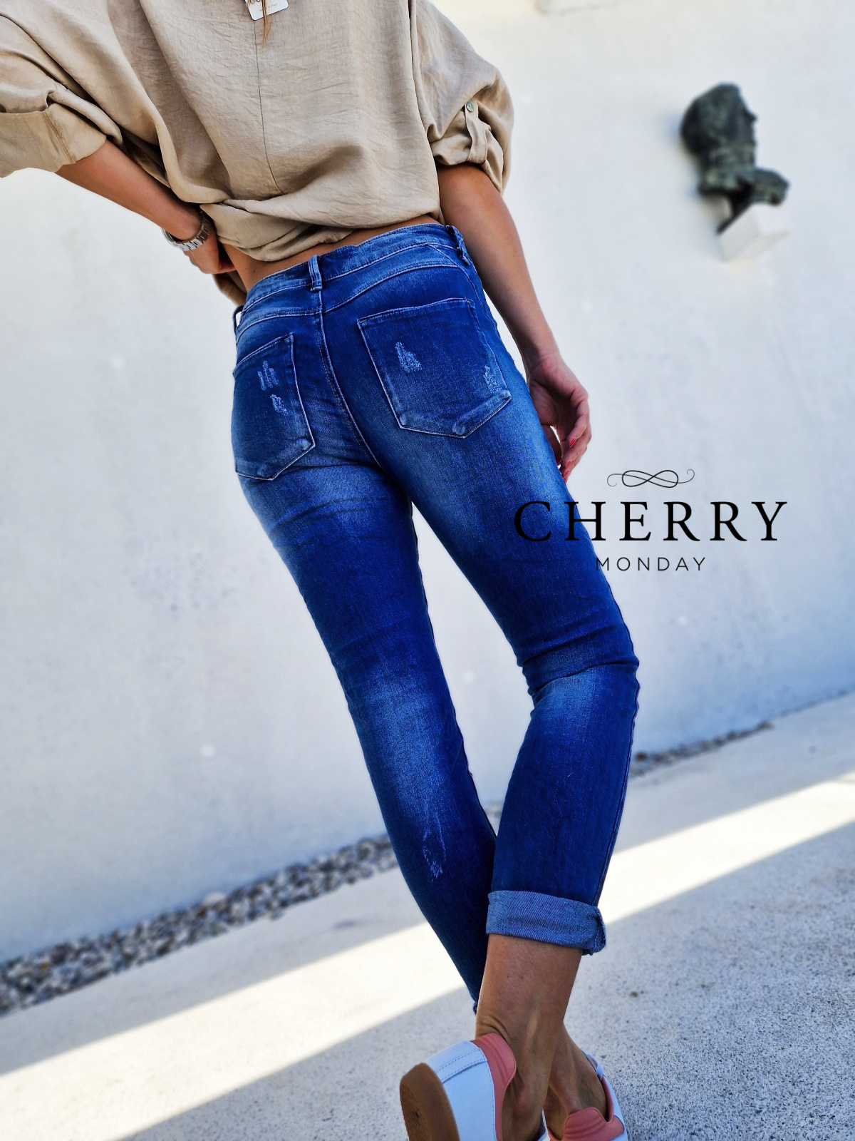 Jeans hlace z zaplatami 5