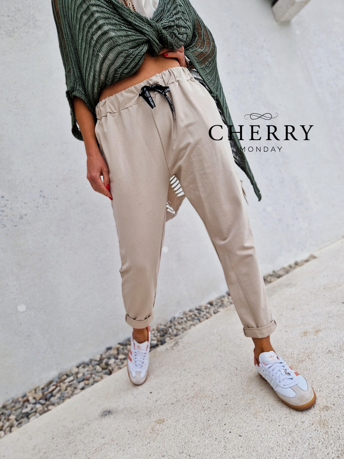 Plus size hlacna trenirka 19