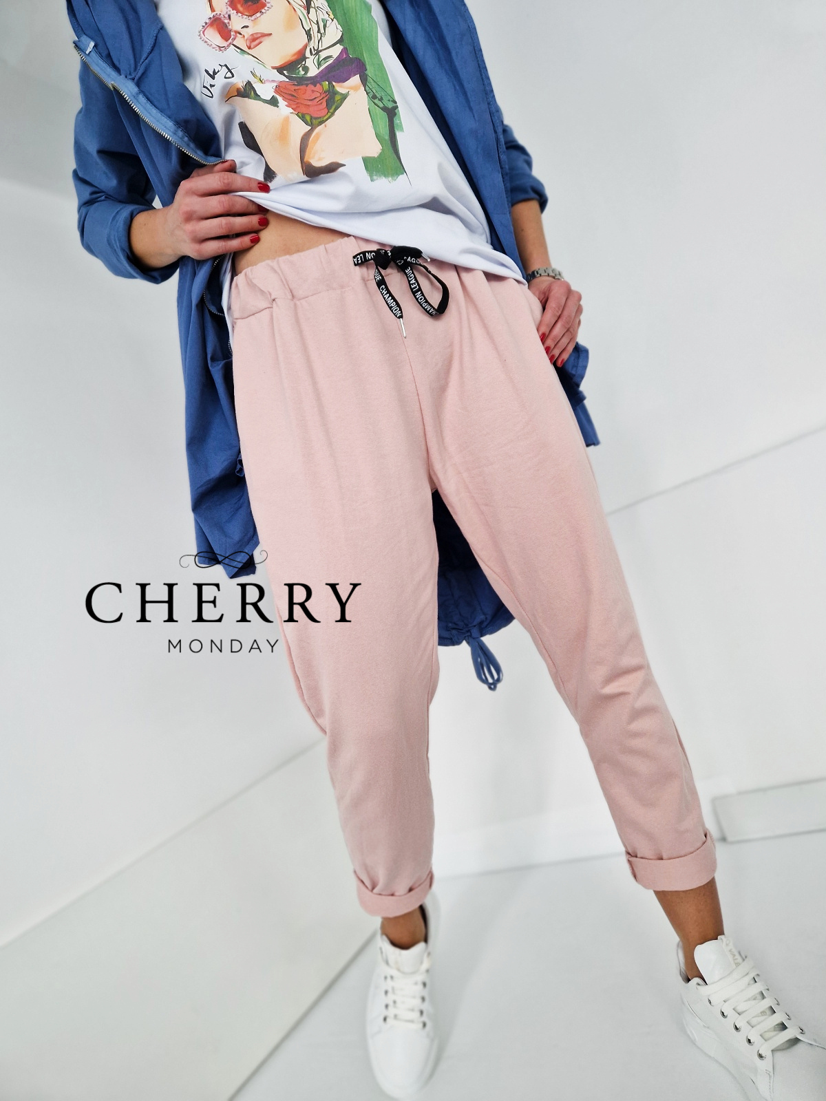 Plus size hlačna trenirka