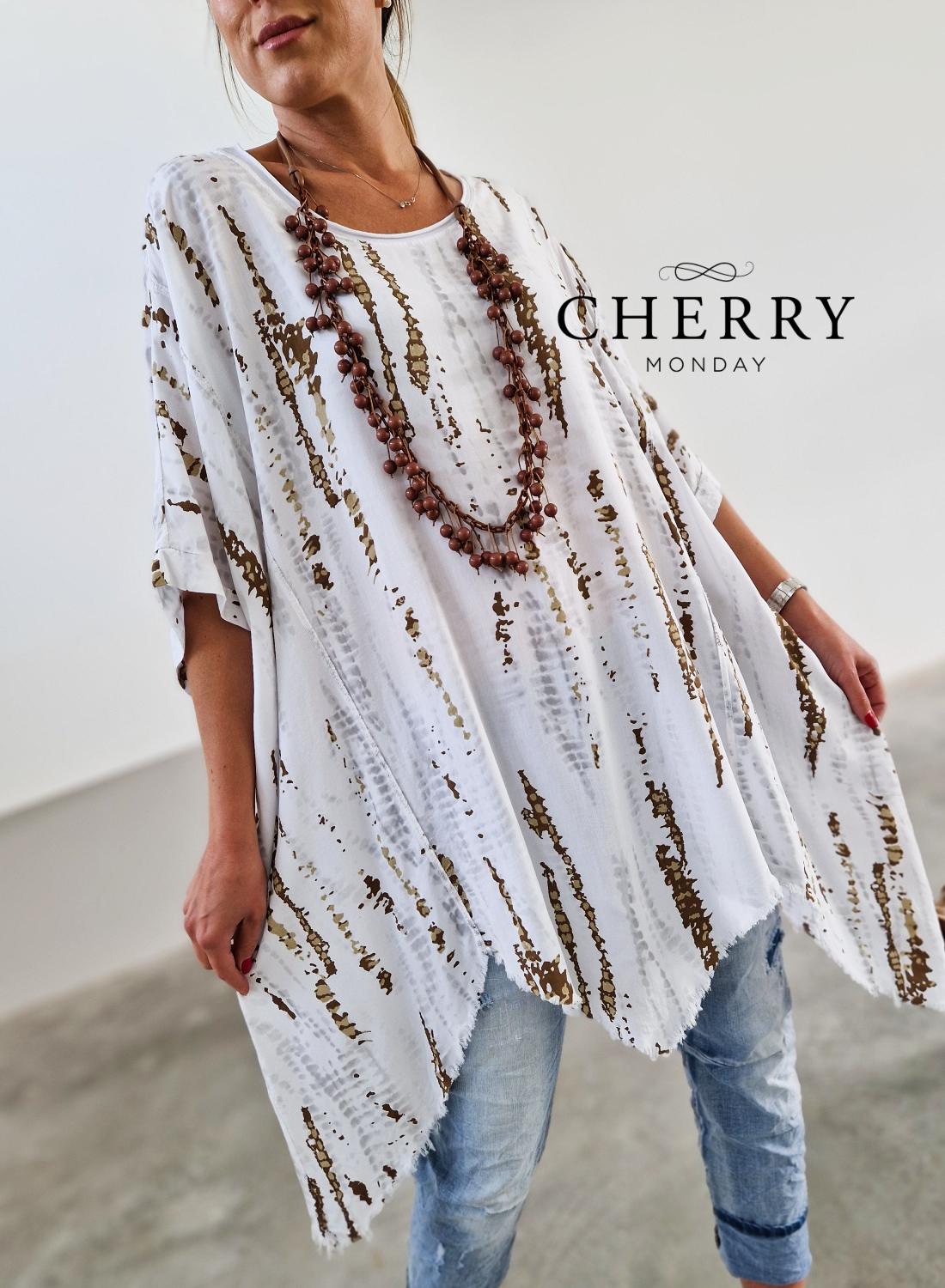 Daljša ogrlica s kroglicami