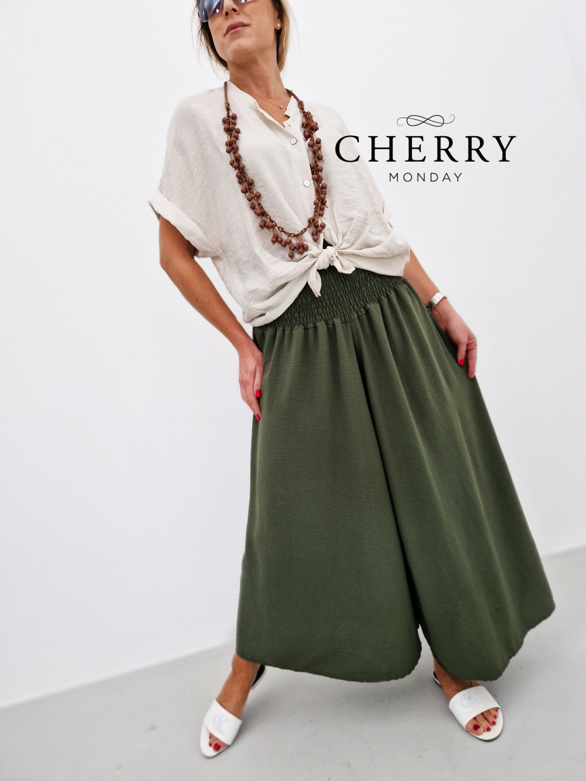 Daljša ogrlica s kroglicami