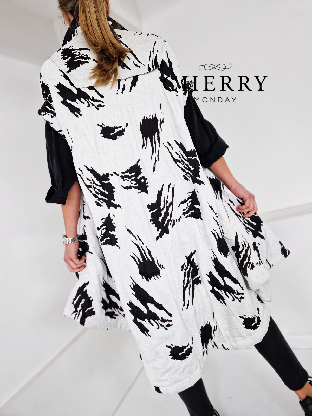 Oversize brezrokavnik