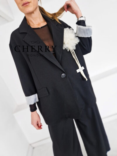 Oversize blazer z rožo