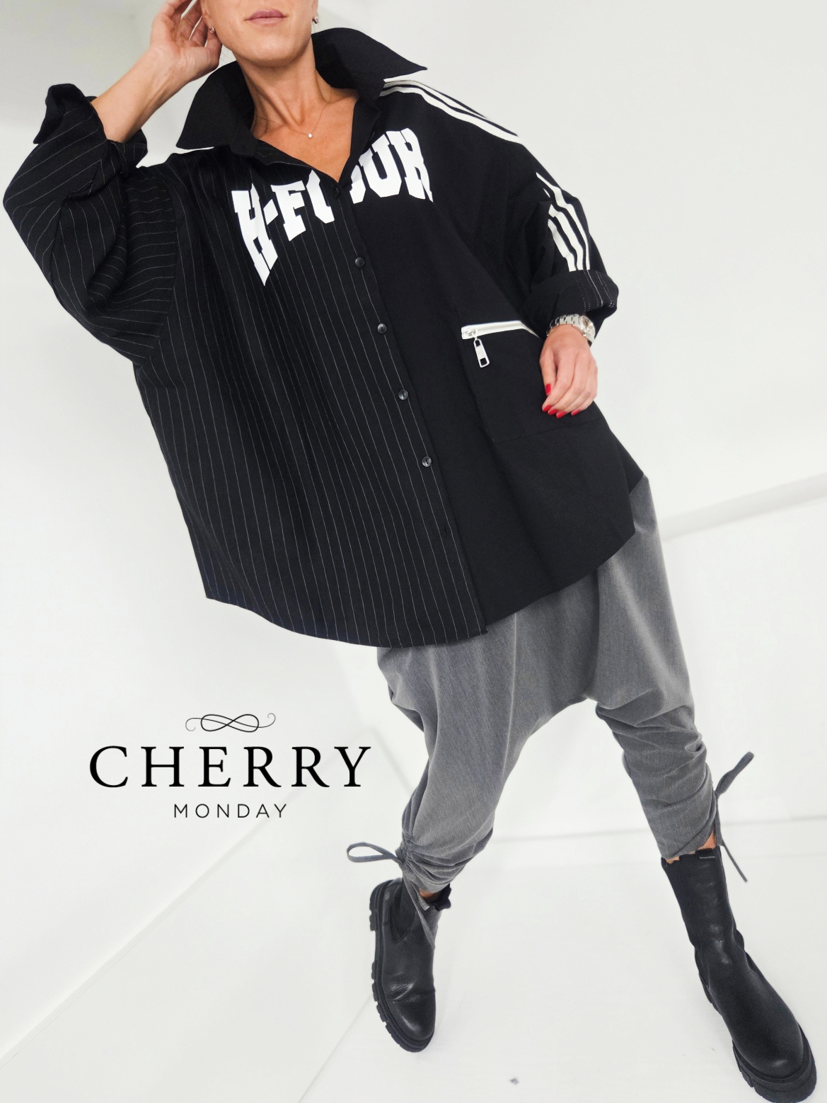 Oversize srajca kombiniranega stila