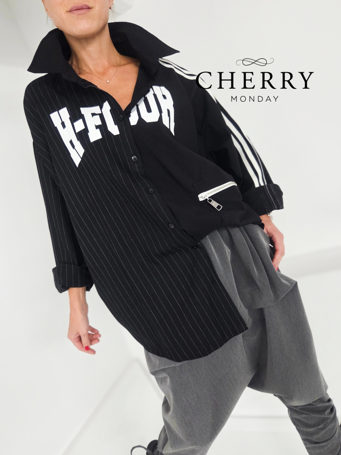 Oversize srajca kombiniranega stila