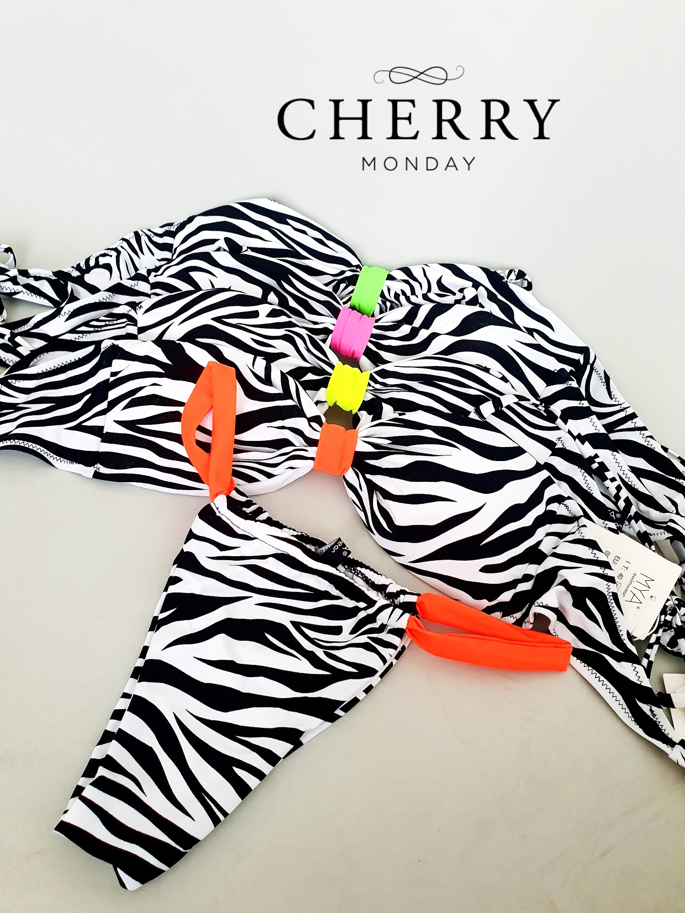 Kopalke bikini zebra