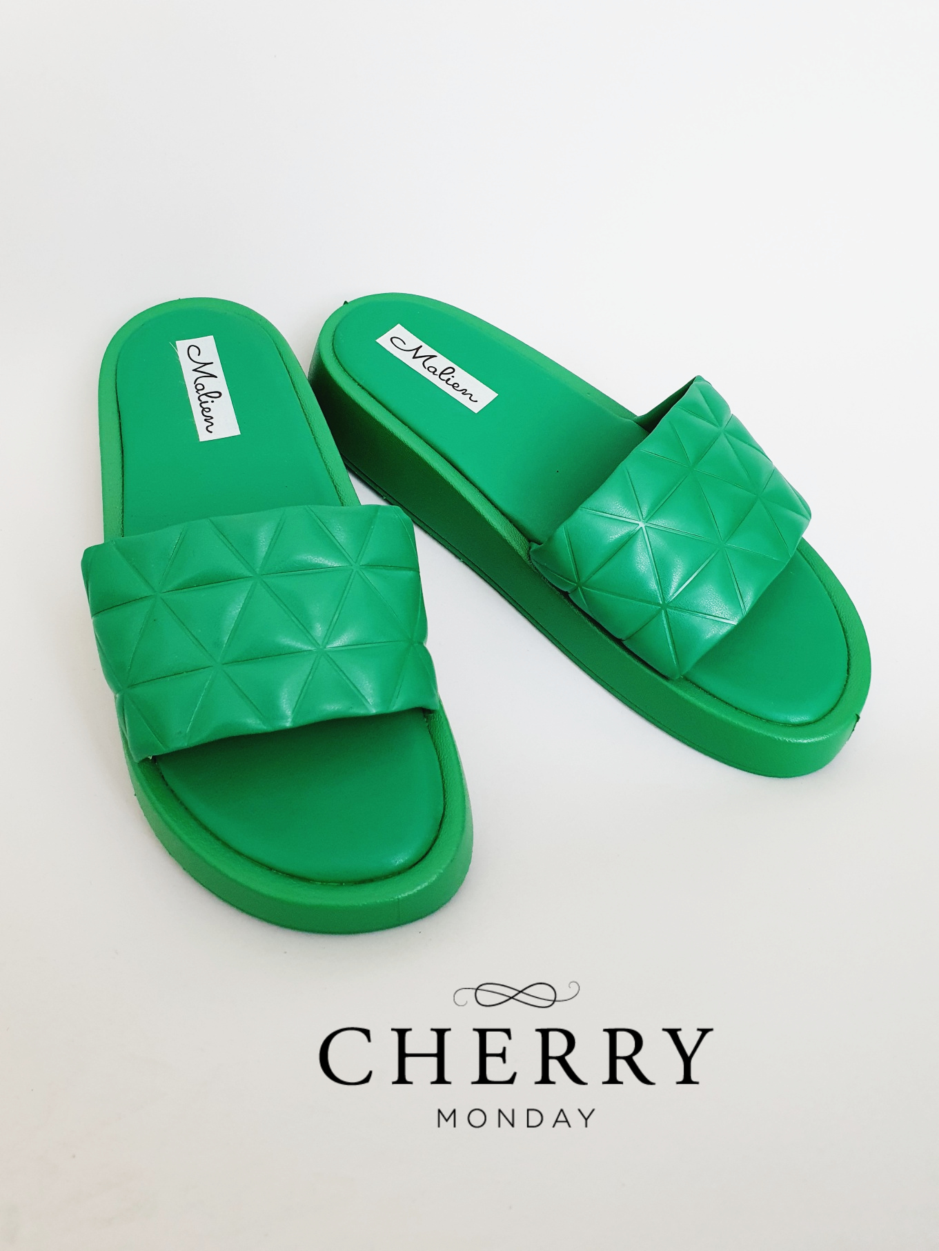 Modni natikači velikost 36 in 38