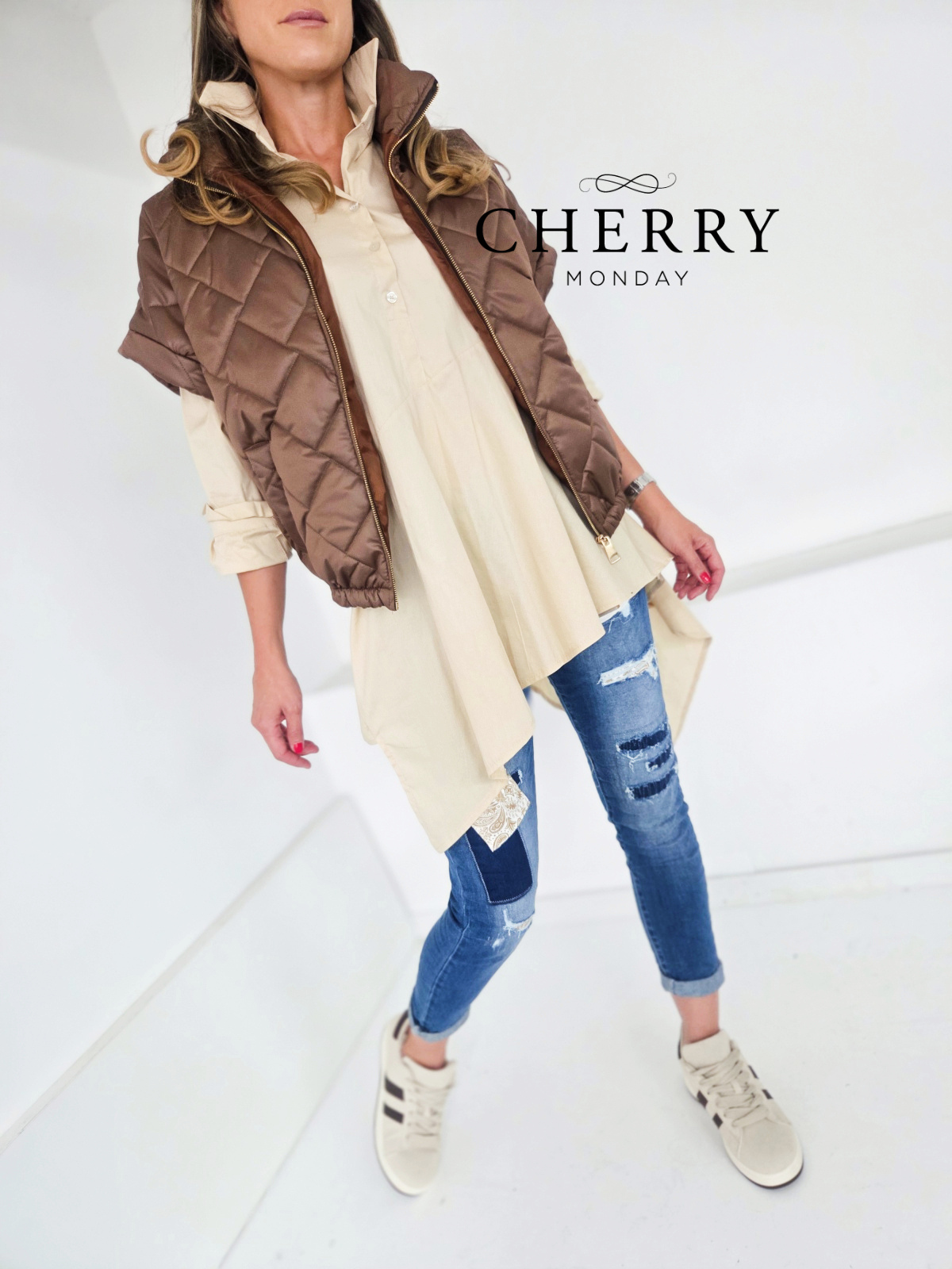 Jeans hlače z zaplatami