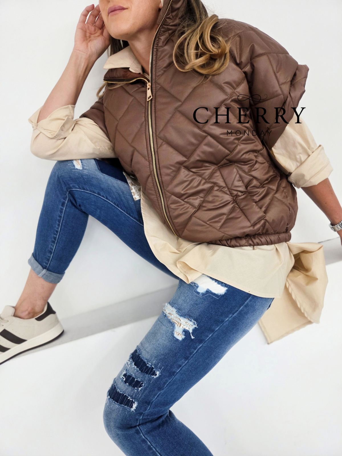 Jeans hlače z zaplatami