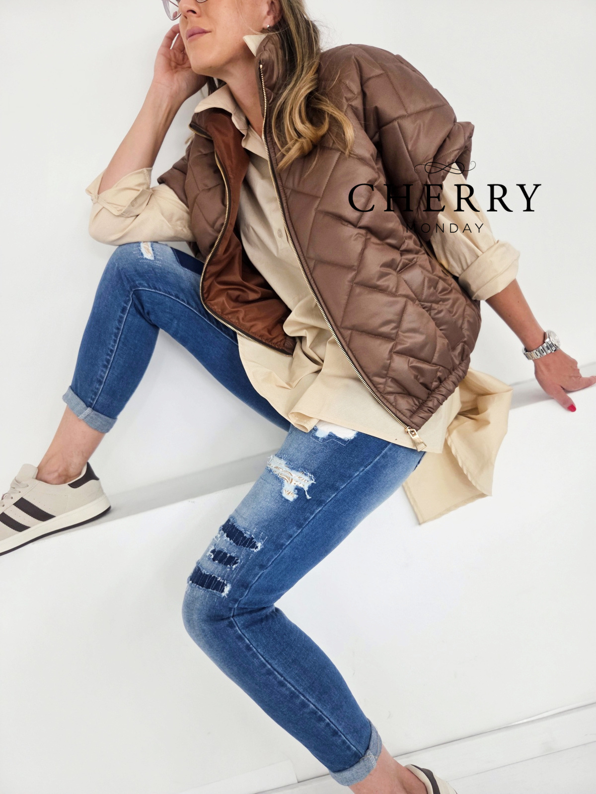 Jeans hlače z zaplatami