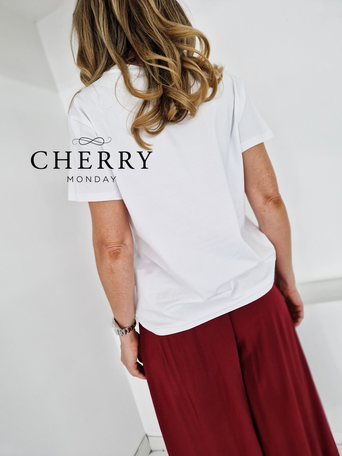 Majica z umetniškim potiskom obraza