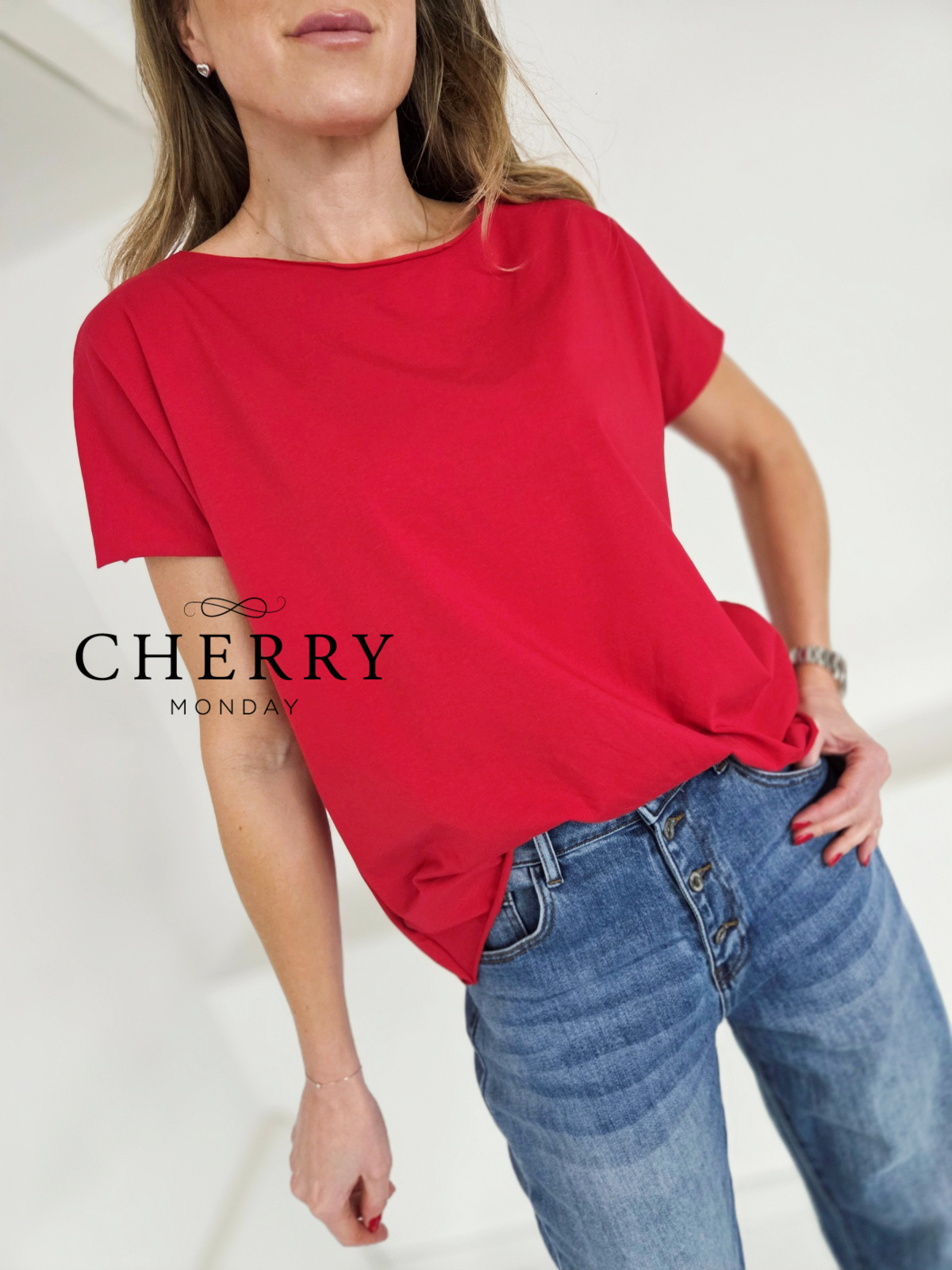 Enobarvna majica s kratkimi rokavi