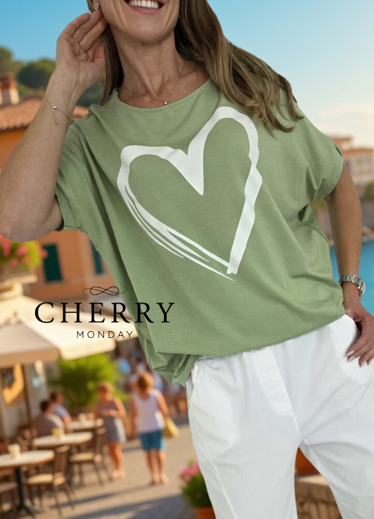 Ohlapna majica s potiskom srca