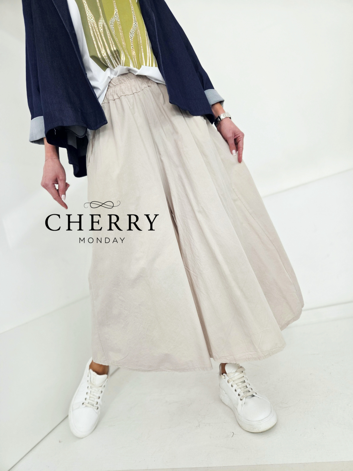 Lahkotne široke hlače