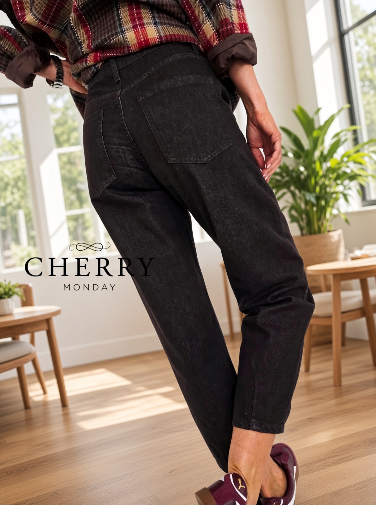 Rjave mom fit jeans hlače