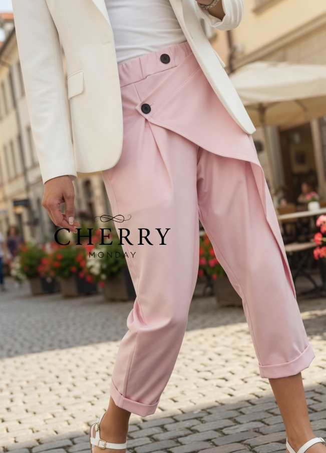 cherry monday (75)1 Hlače na preklop z dekorativnimi gumbi