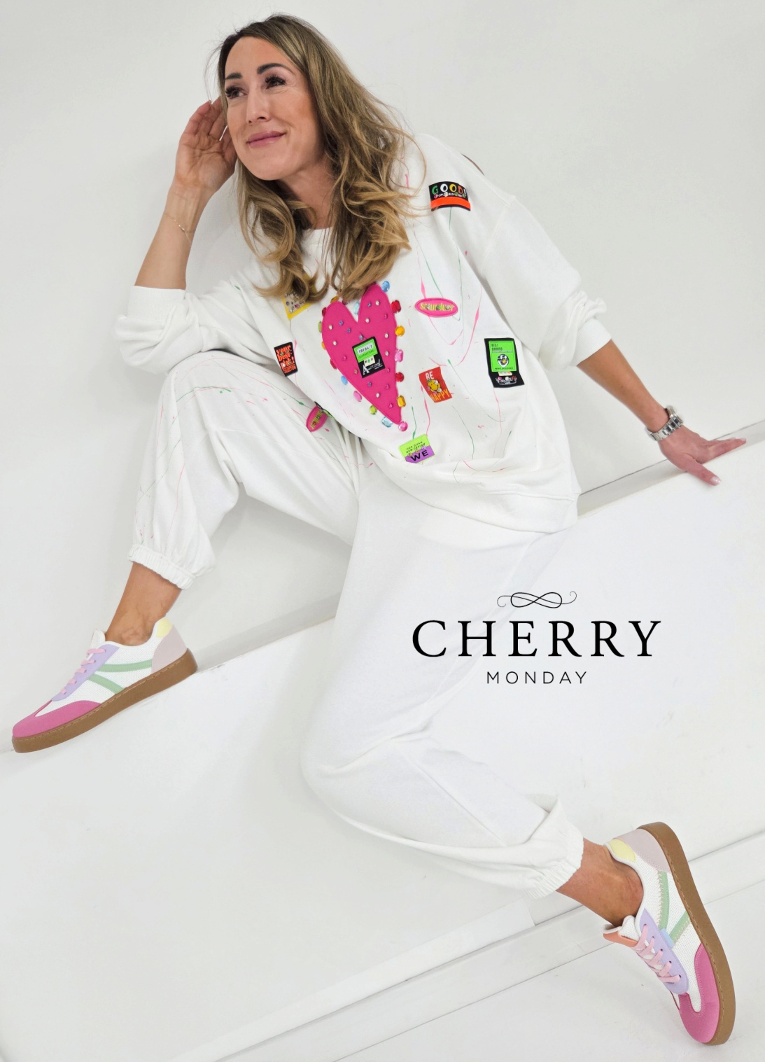 Hlačna trenirka s srčki