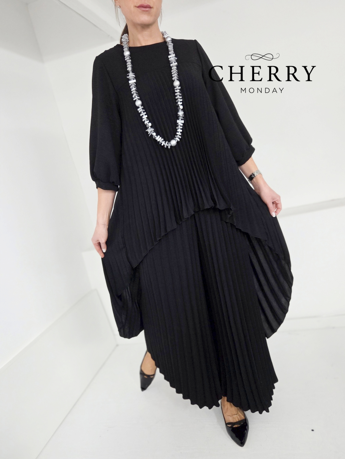 Plisirani lahkotni komplet