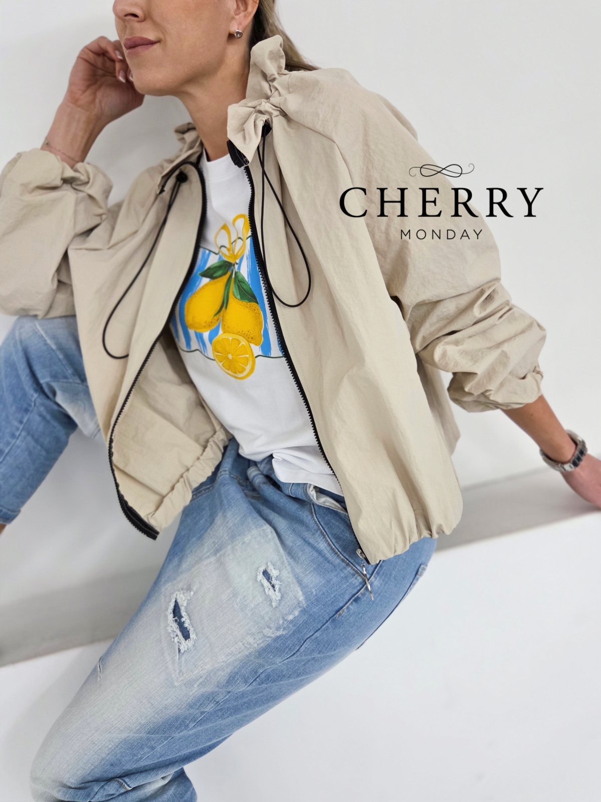 Športna prehodna jakna