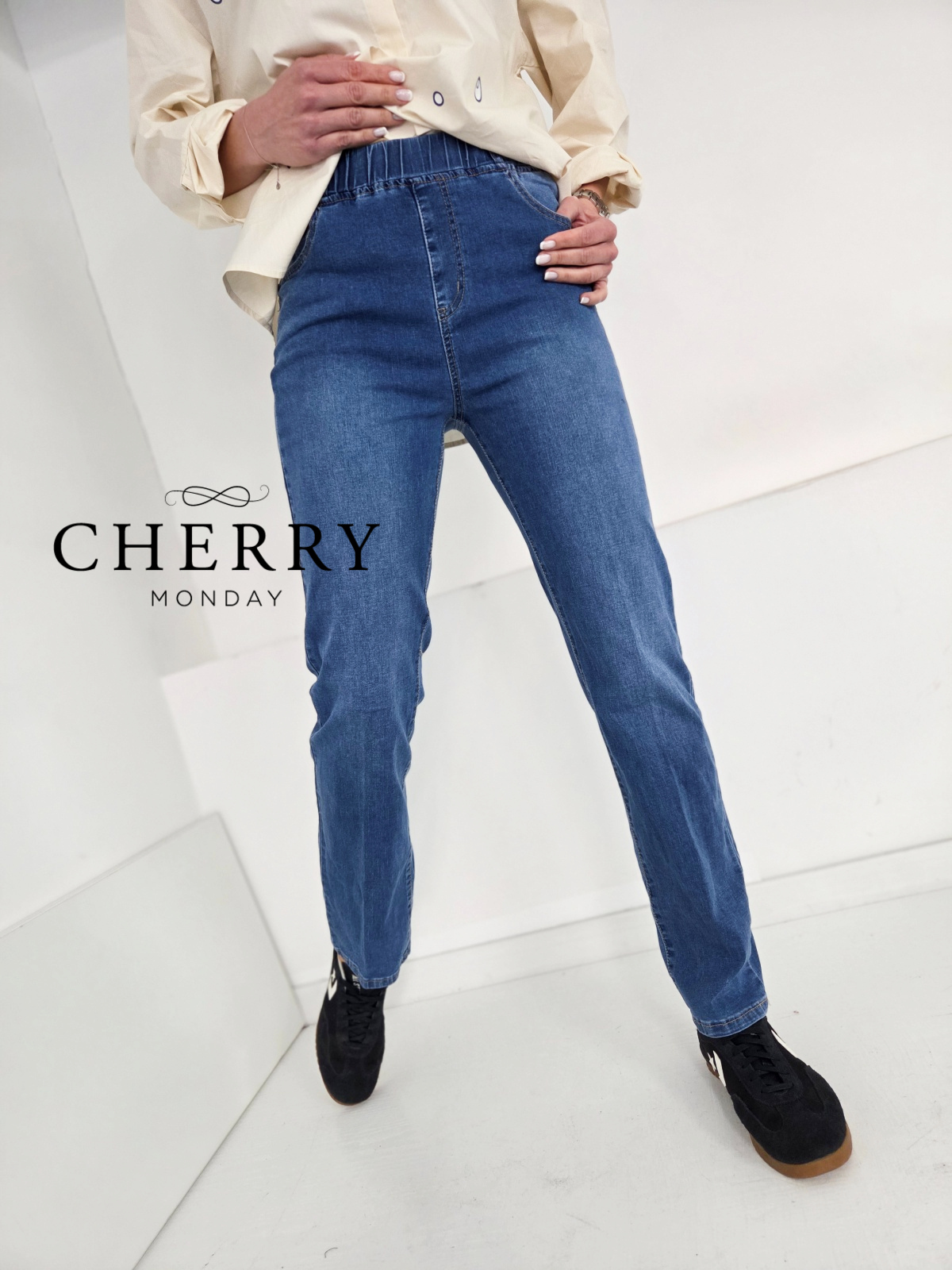 Elastične PLUS SIZE jeans hlače