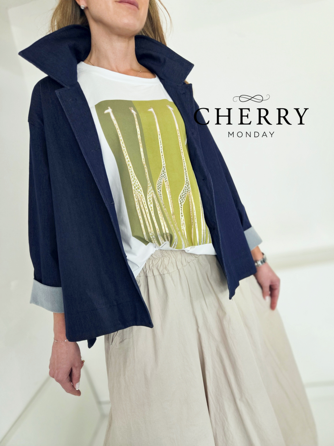 Lahkotni blazer jeans videza