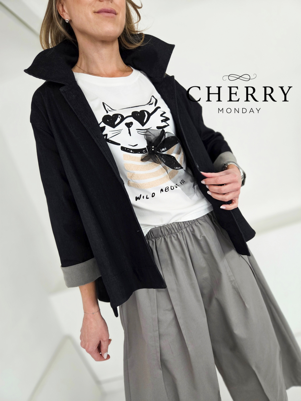 Lahkotni blazer jeans videza