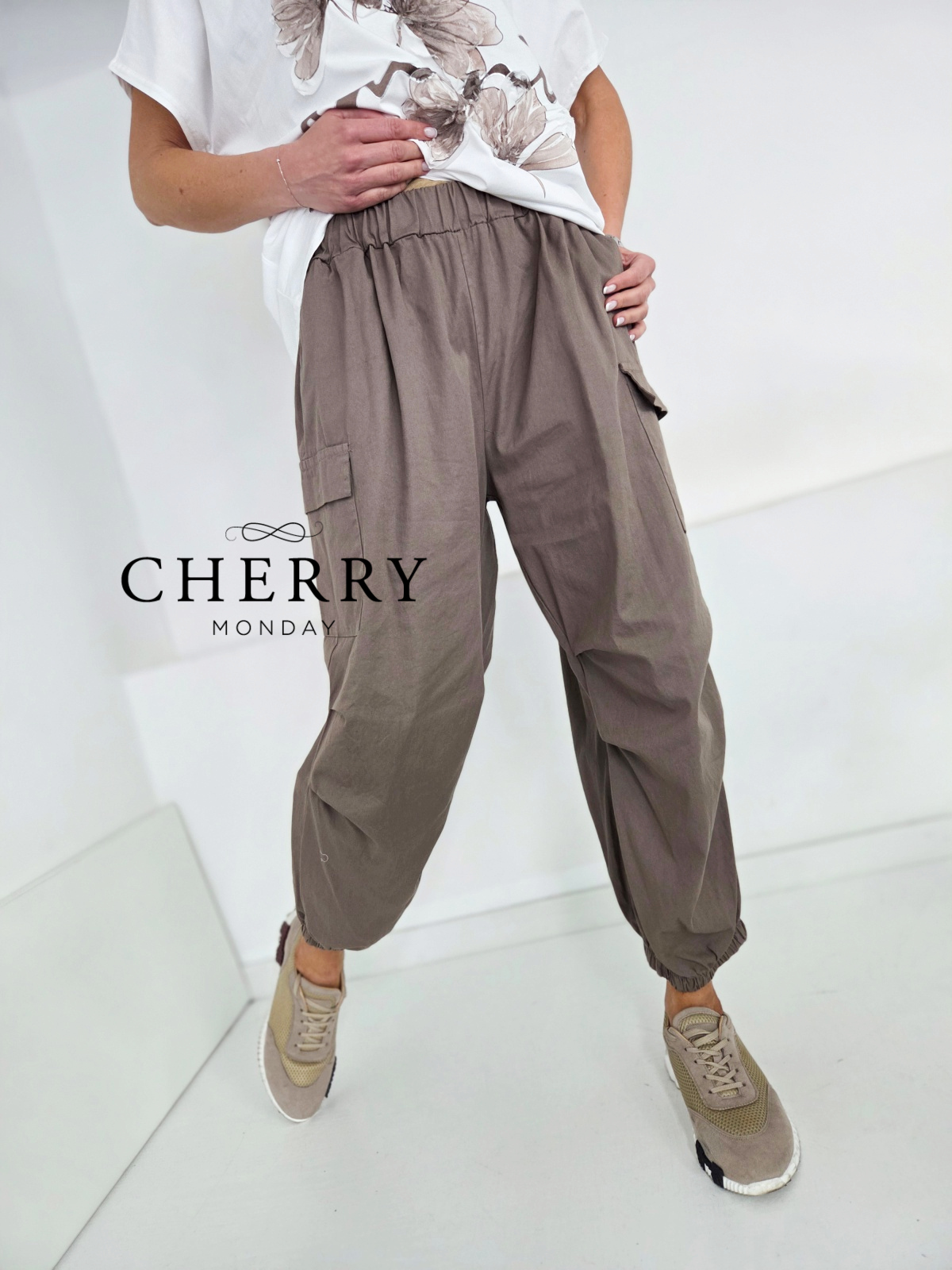 Modne plus size cargo hlače