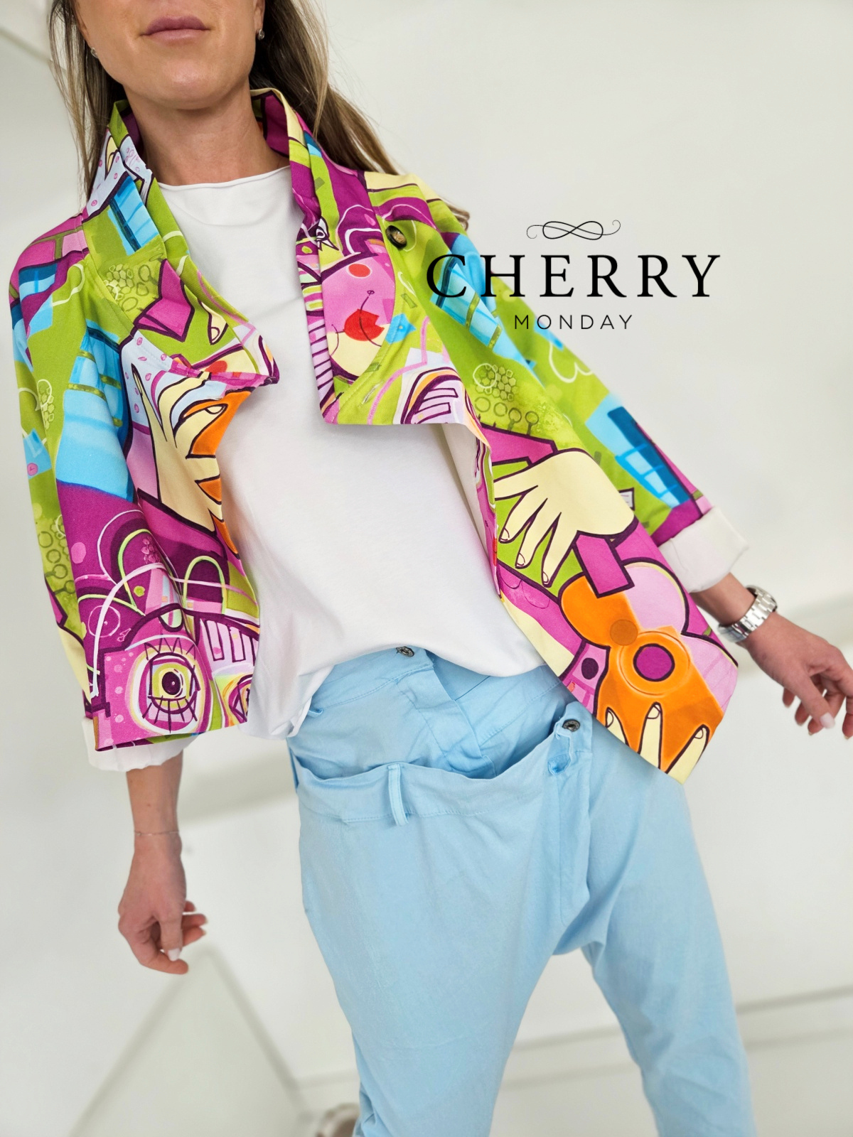 Tanjša jakna živahnega potiska