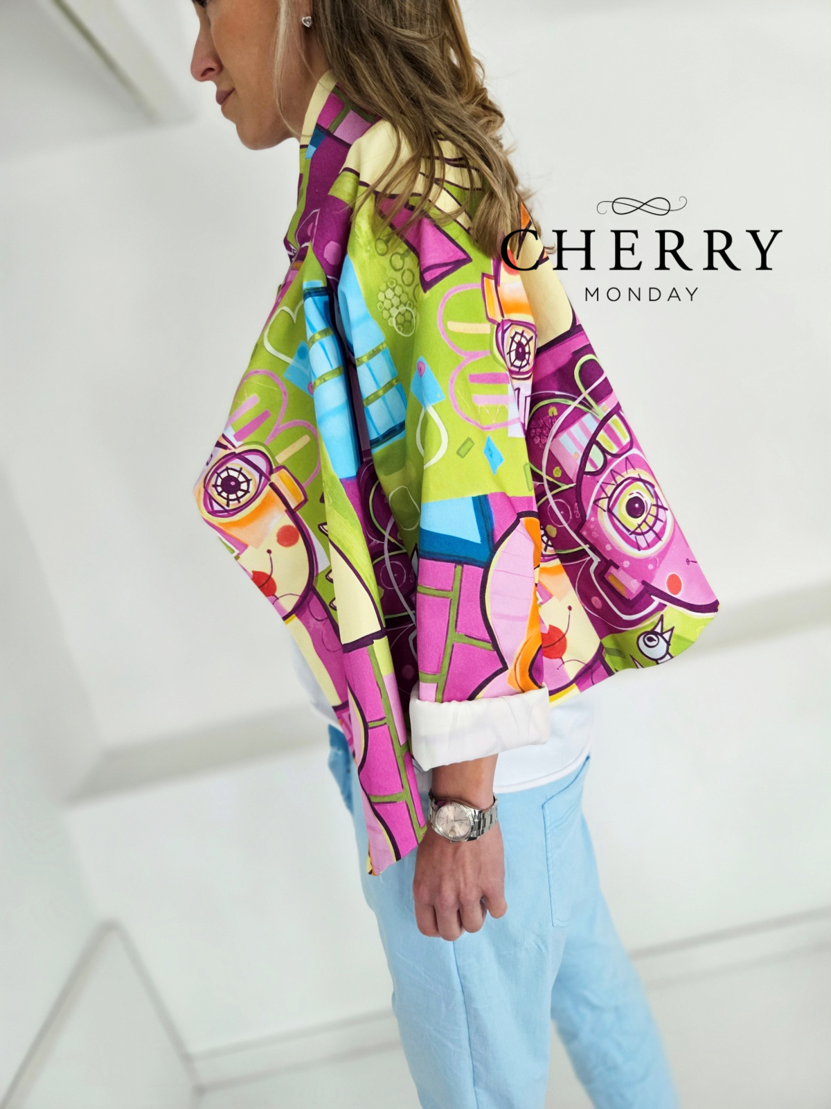 Tanjša jakna živahnega potiska