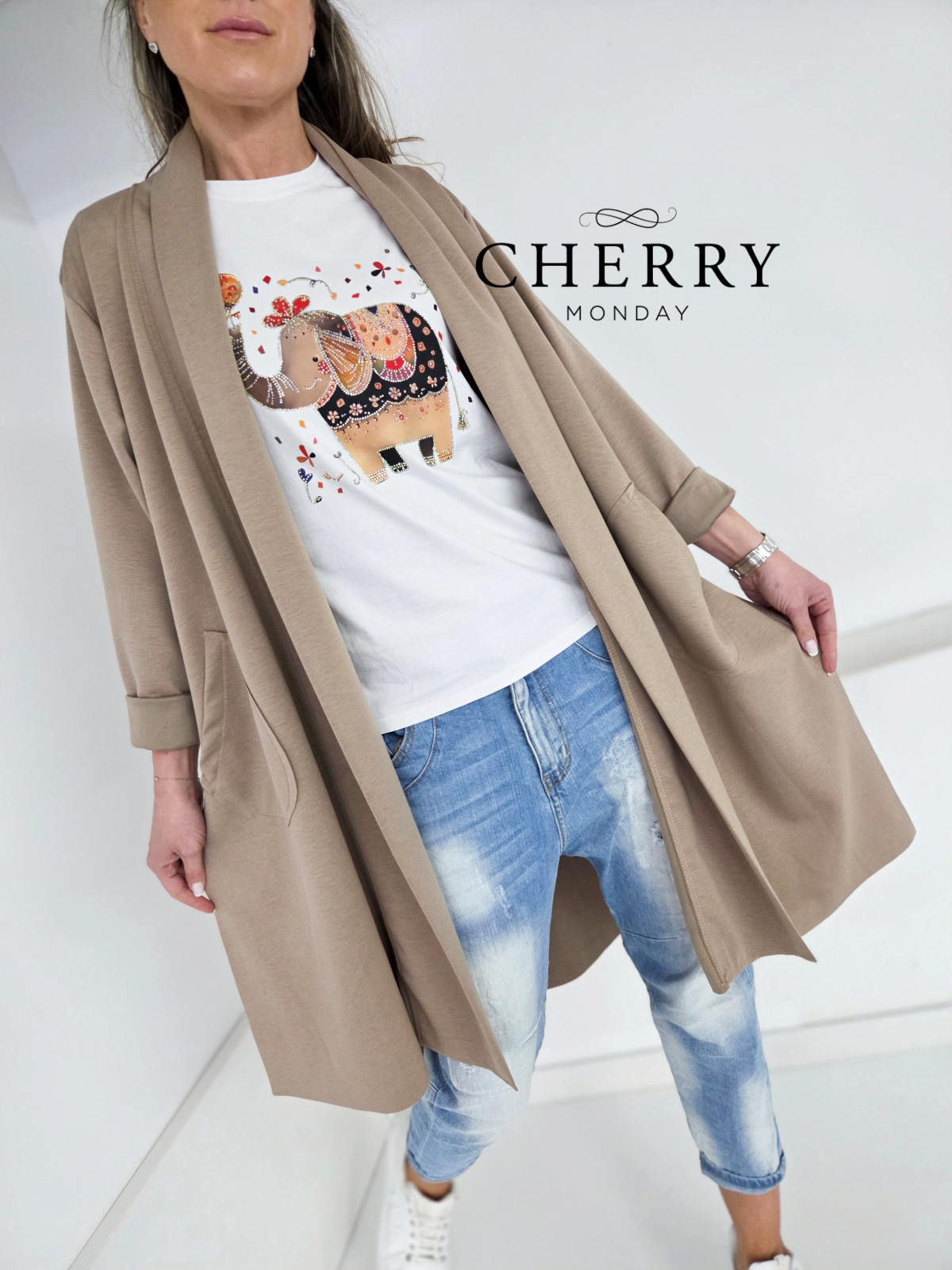 Udobni prehodni plašč