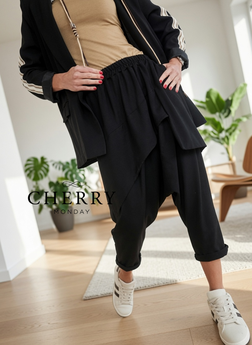 grok_image_1782883535771 Bombažna baggy hlačna trenirka plus size