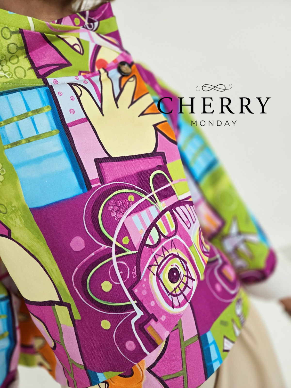 Tanjša jakna živahnega potiska