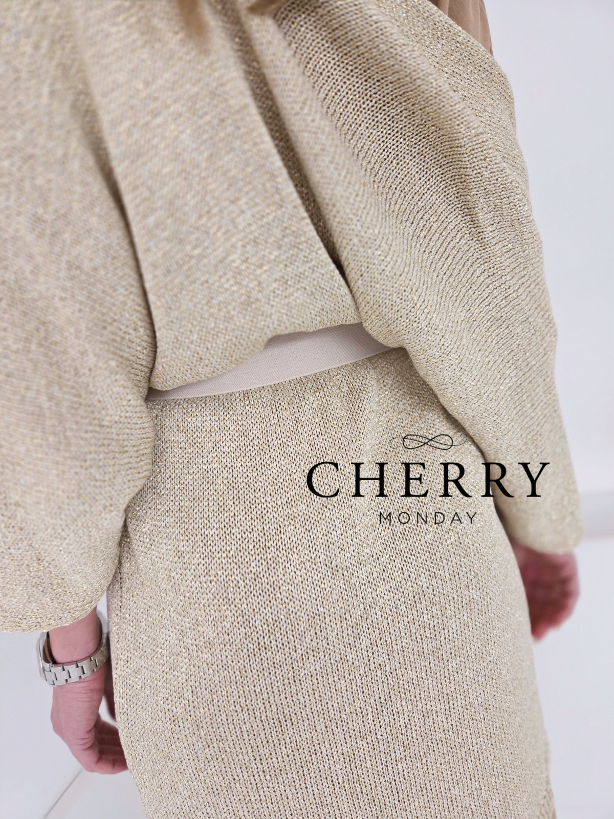 Elastični pas s cirkoni