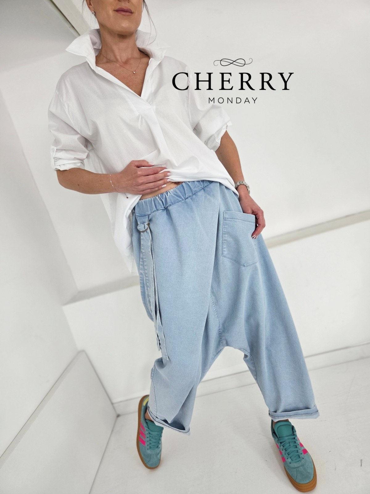 Jeans baggy hlače z žepi