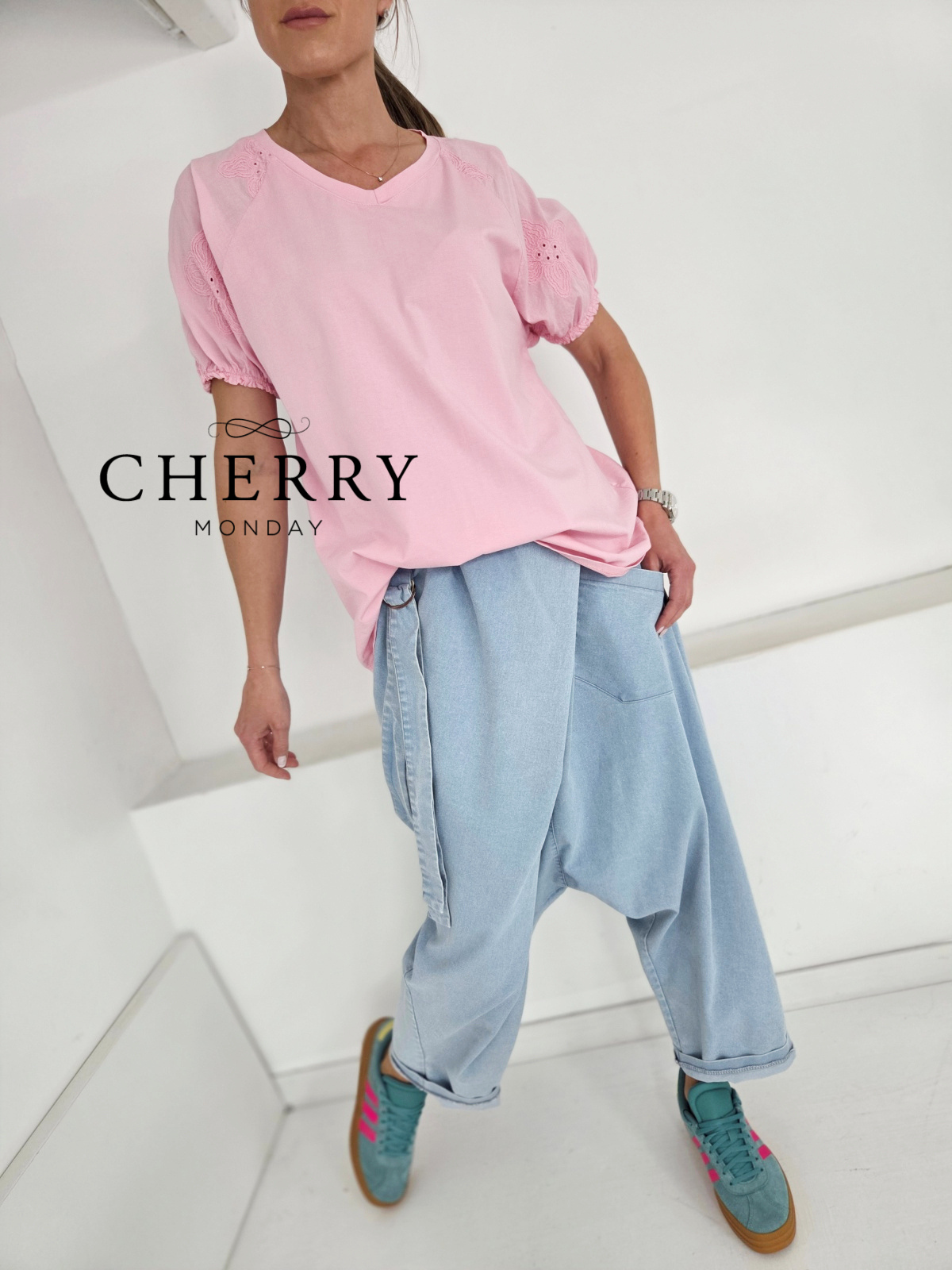 Jeans baggy hlače z žepi