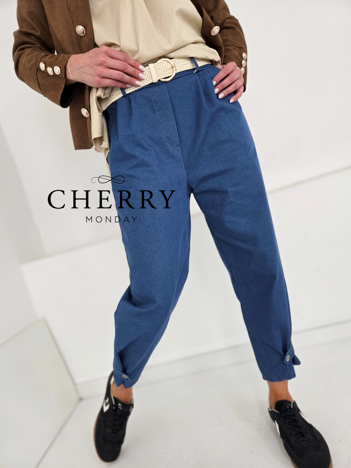 Udobne hlače s pasom