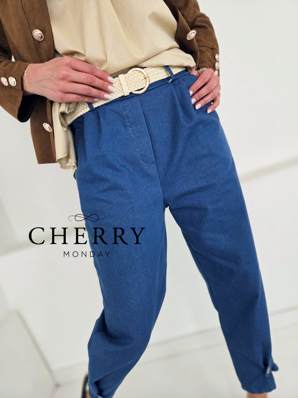 Udobne hlače s pasom