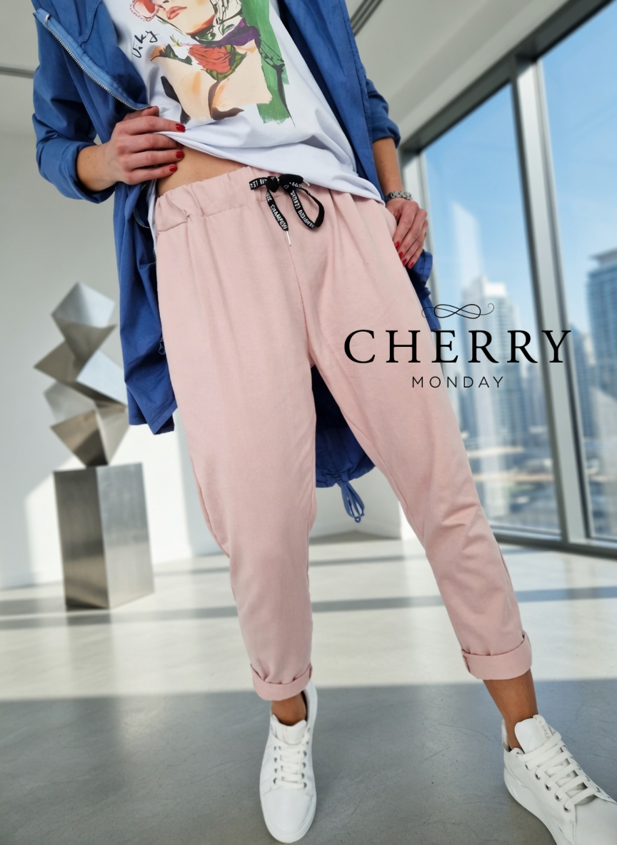 cherry monday9 (16) Plus size hlačna trenirka
