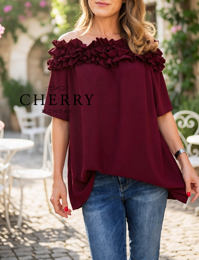 grok_image_1781759963823 Bluza z bogatimi volančki na ovratniku