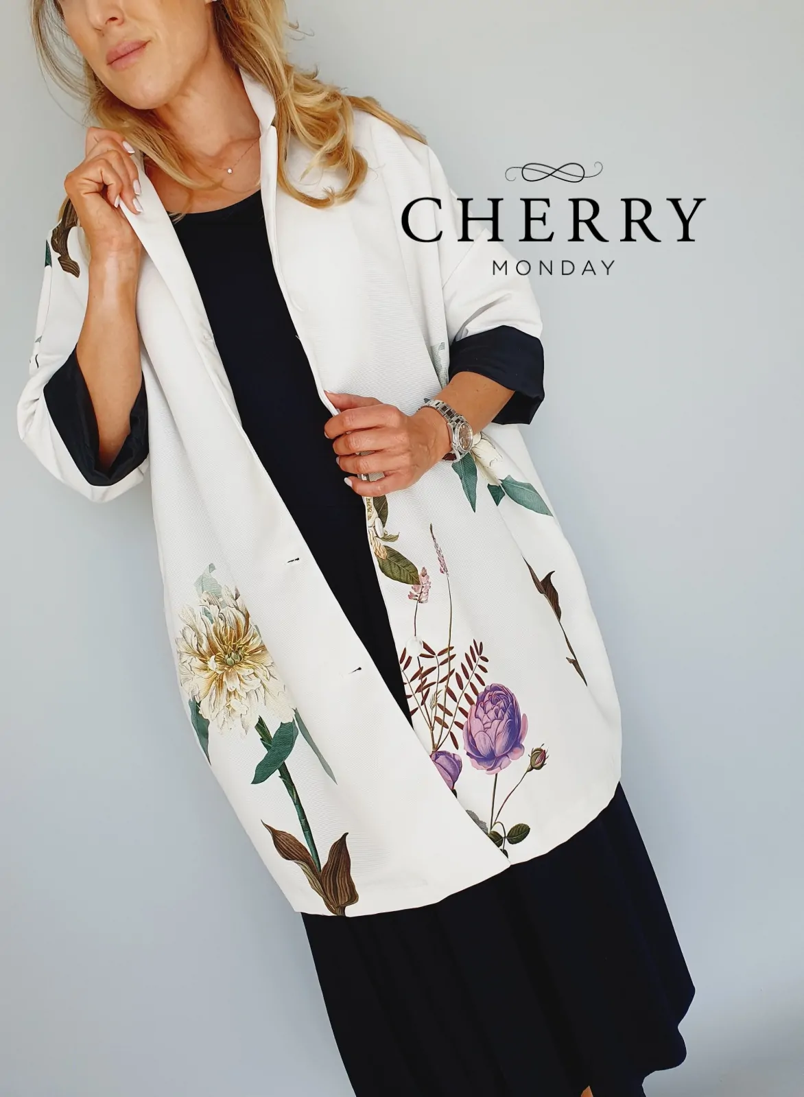 Oversized jakna s cvetličnim potiskom