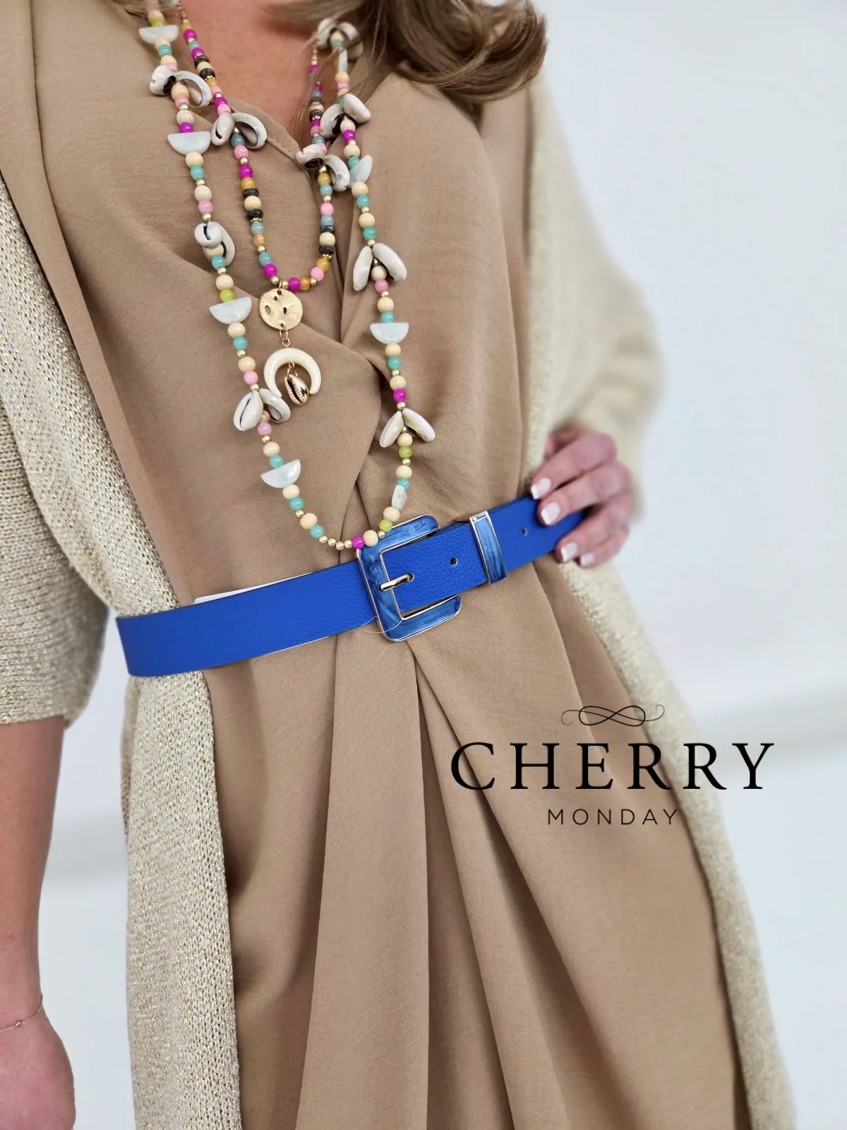 Ožji modni pas na luknje