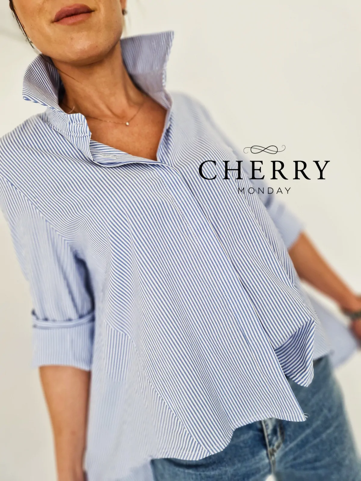 Črtasta srajca asimetrične dolžine