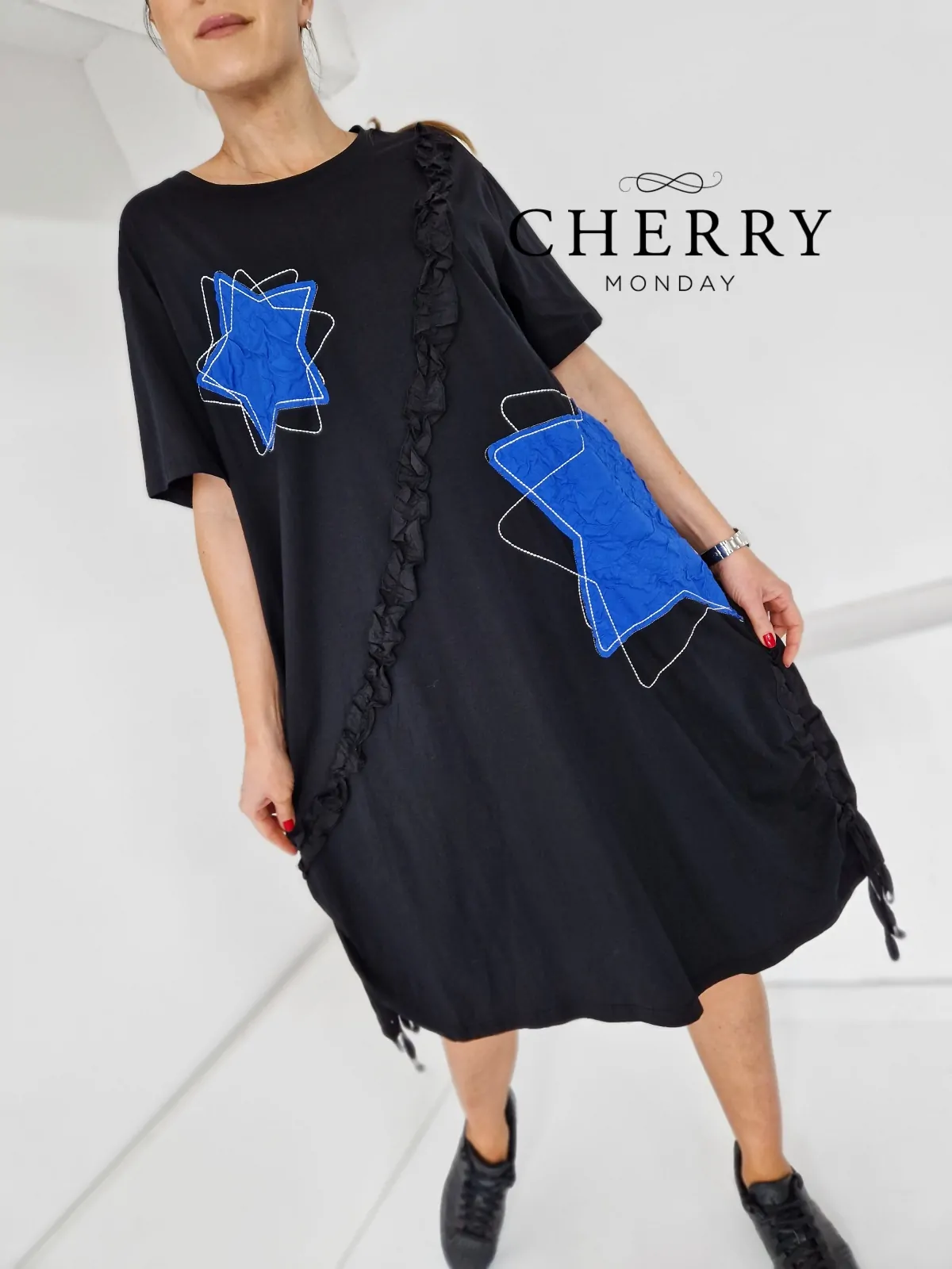 Bombažna obleka z zvezdicami