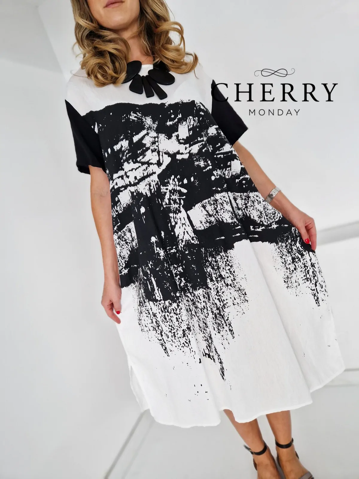 Urbana obleka s potiskom