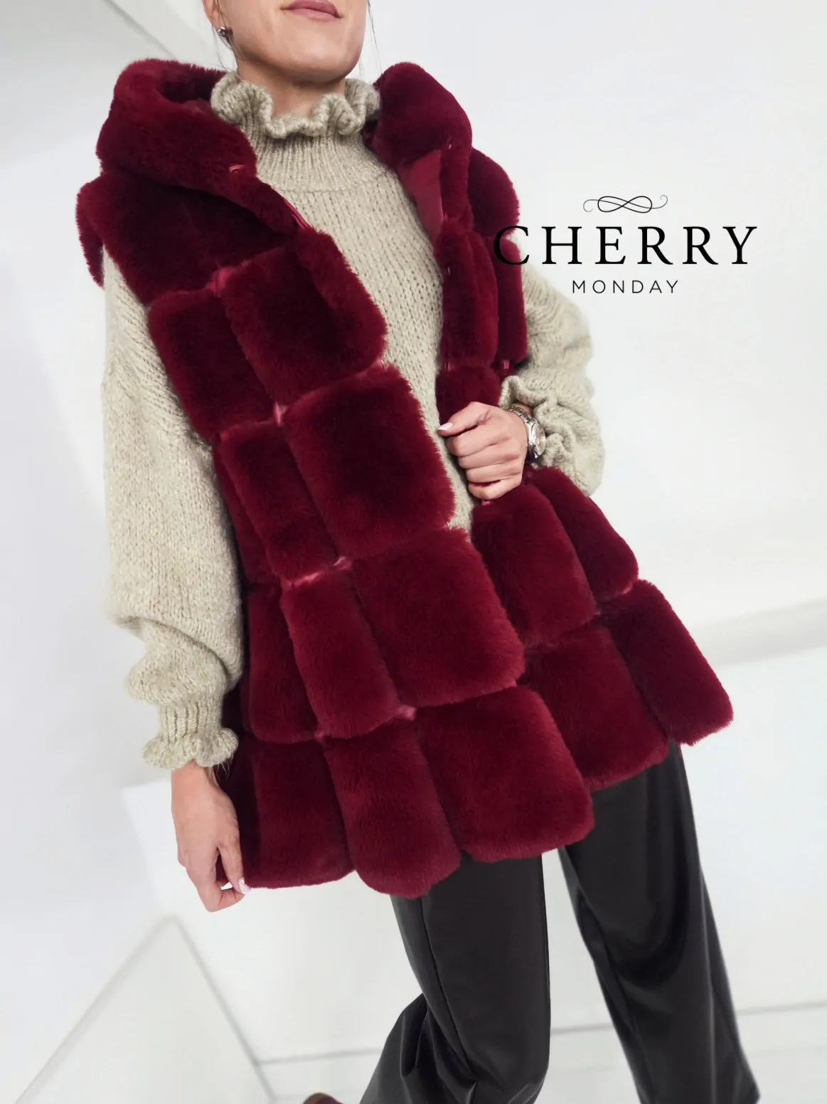 Brezrokavnik iz umetnega krzna