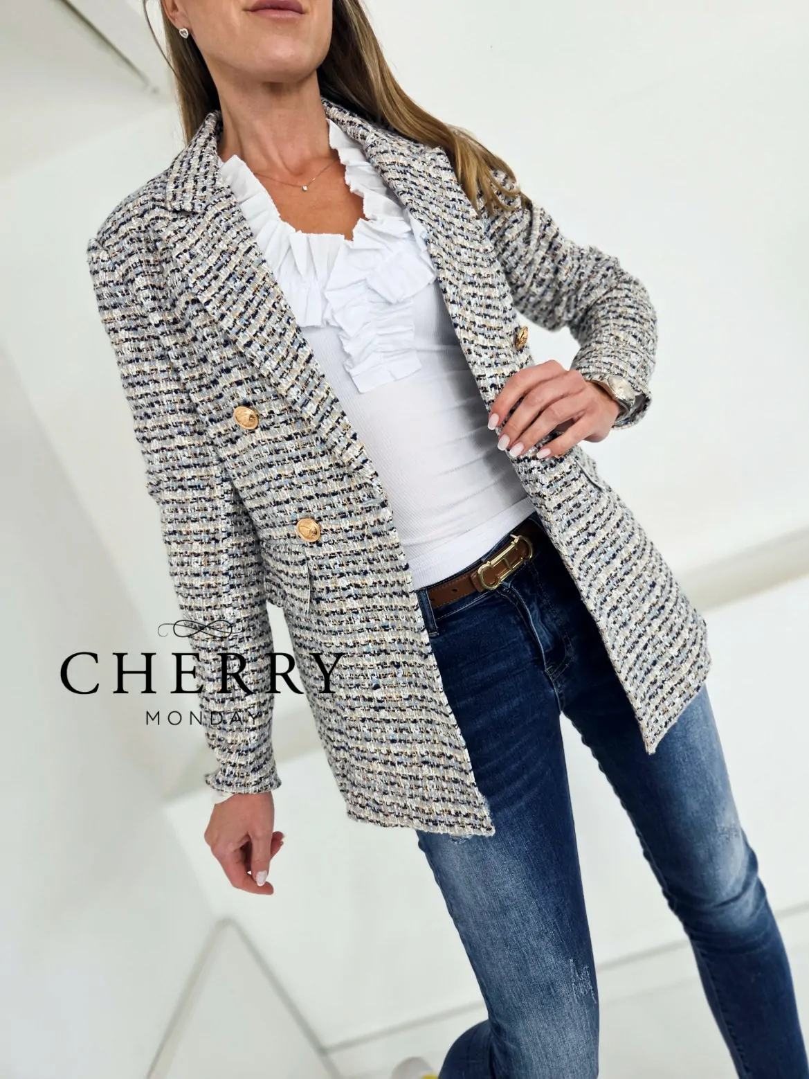 Modni blazer iz tvida